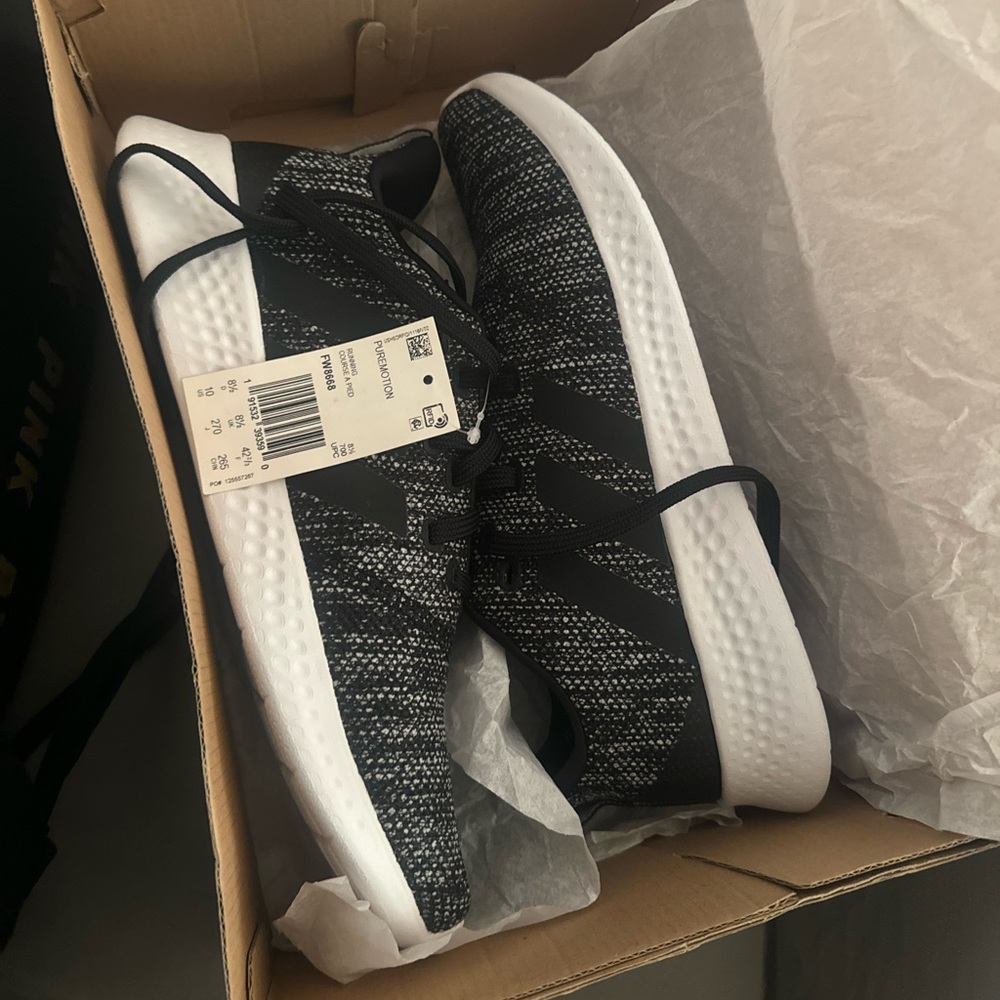 Adidas BRAND NEW